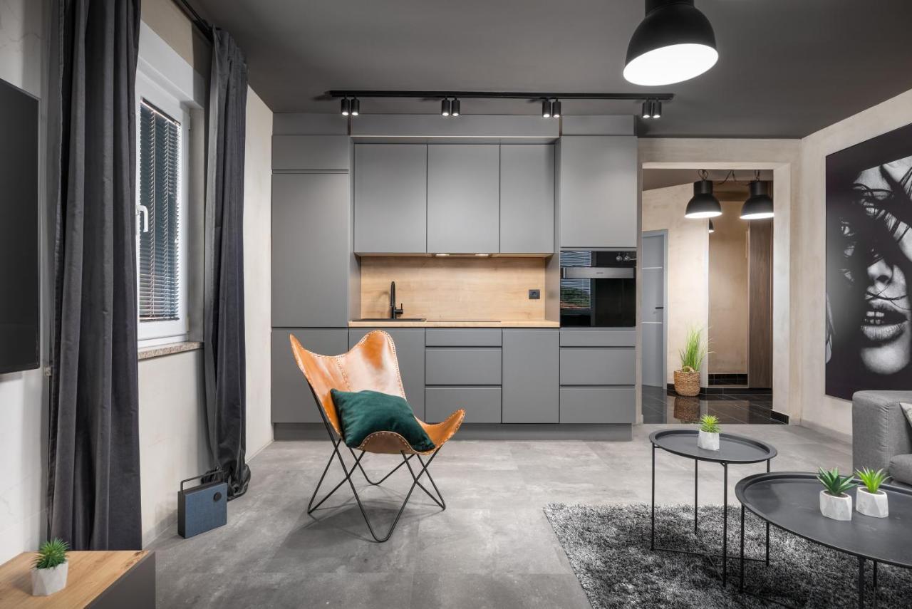Luxury Elit Apartment Pula Zewnętrze zdjęcie